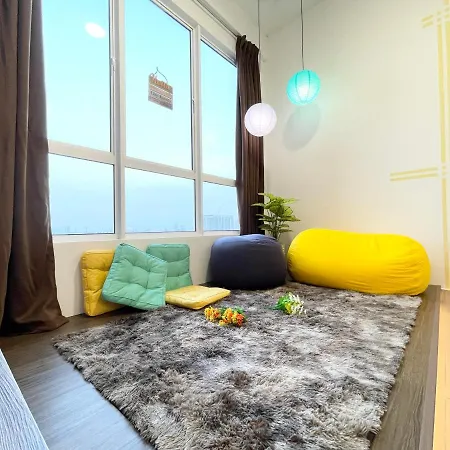 Amber 2B2B Cozy Apt Wi-Fi Tv Box Near Encore Melaka Exterior photo